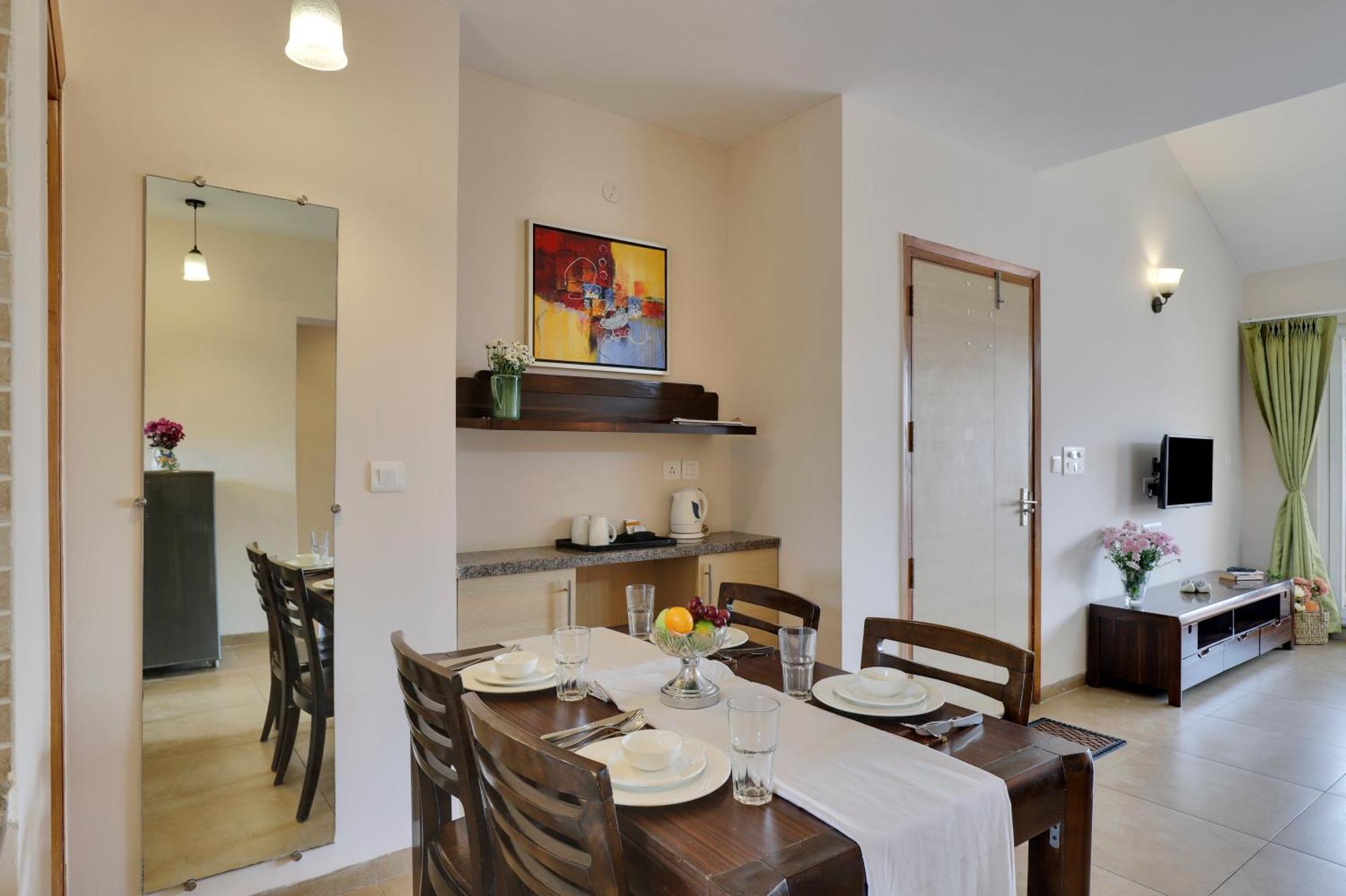 Veera Strand Park Serviced Apartments Near カラングート エクステリア 写真